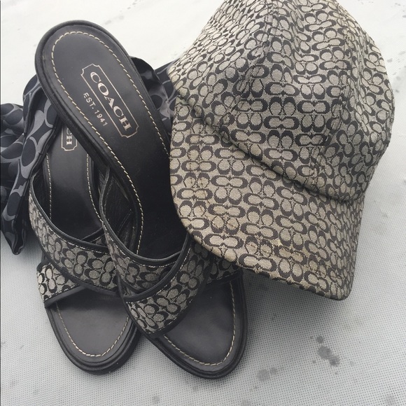 COACH DEDE MINI C LOGO BLACK HIGH HEEL SHOES - Picture 5 of 8